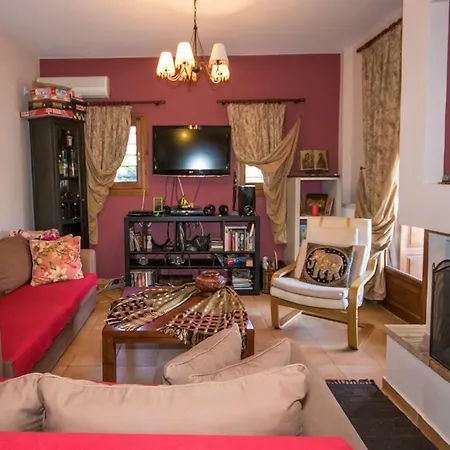 Luxury Helios Koropí