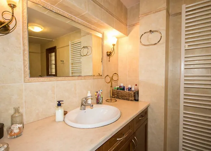 Luxury Helios * Koropi